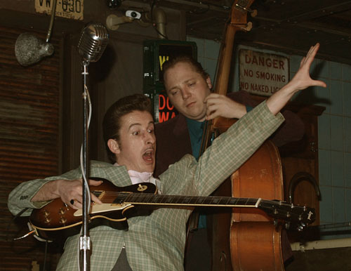 Sonny with Gordon Taylor on bass