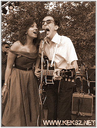 Sophie & Sonny singin' a duet